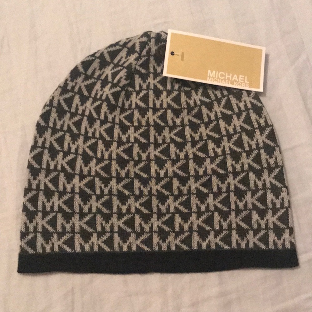 NWT Michael Kors Beanie